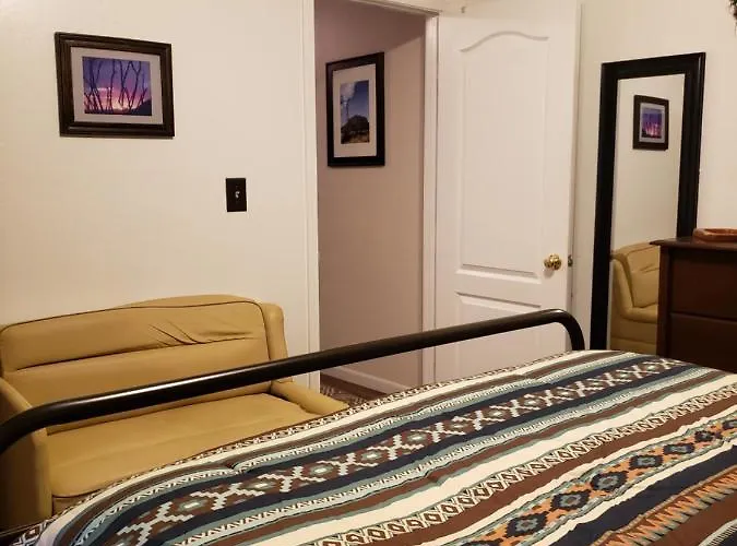 Carson's Casita Guest house *