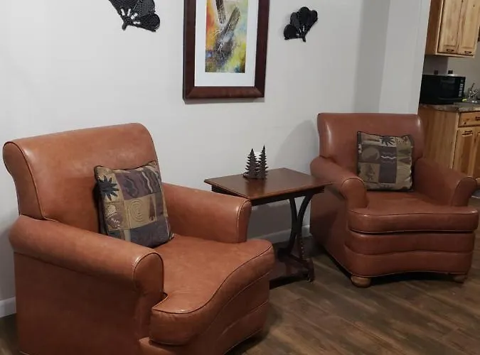 Carson's Casita Green Valley